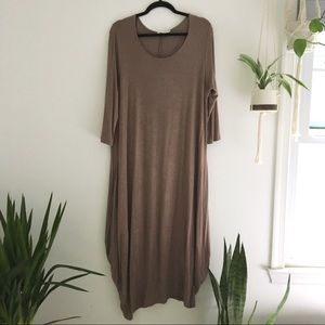 Long Jersey knit balloon style dress
